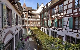 Relais & Chateaux La Maison Des Tetes